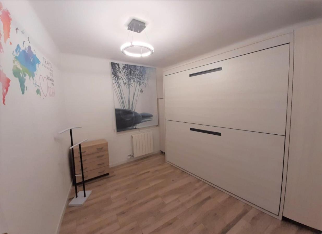 Apartamento Nuria Figueres  Exterior foto
