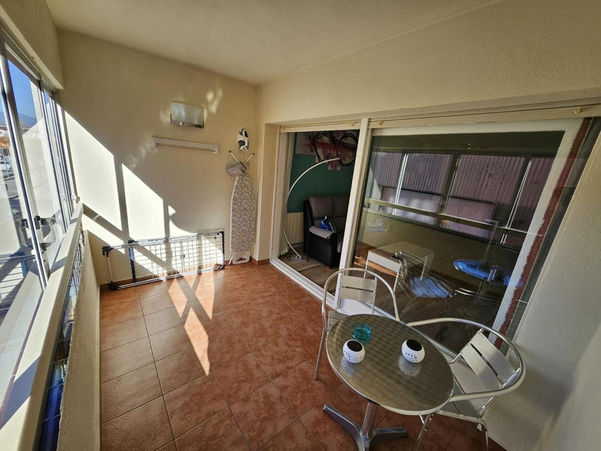 Apartamento Nuria Figueres  Exterior foto