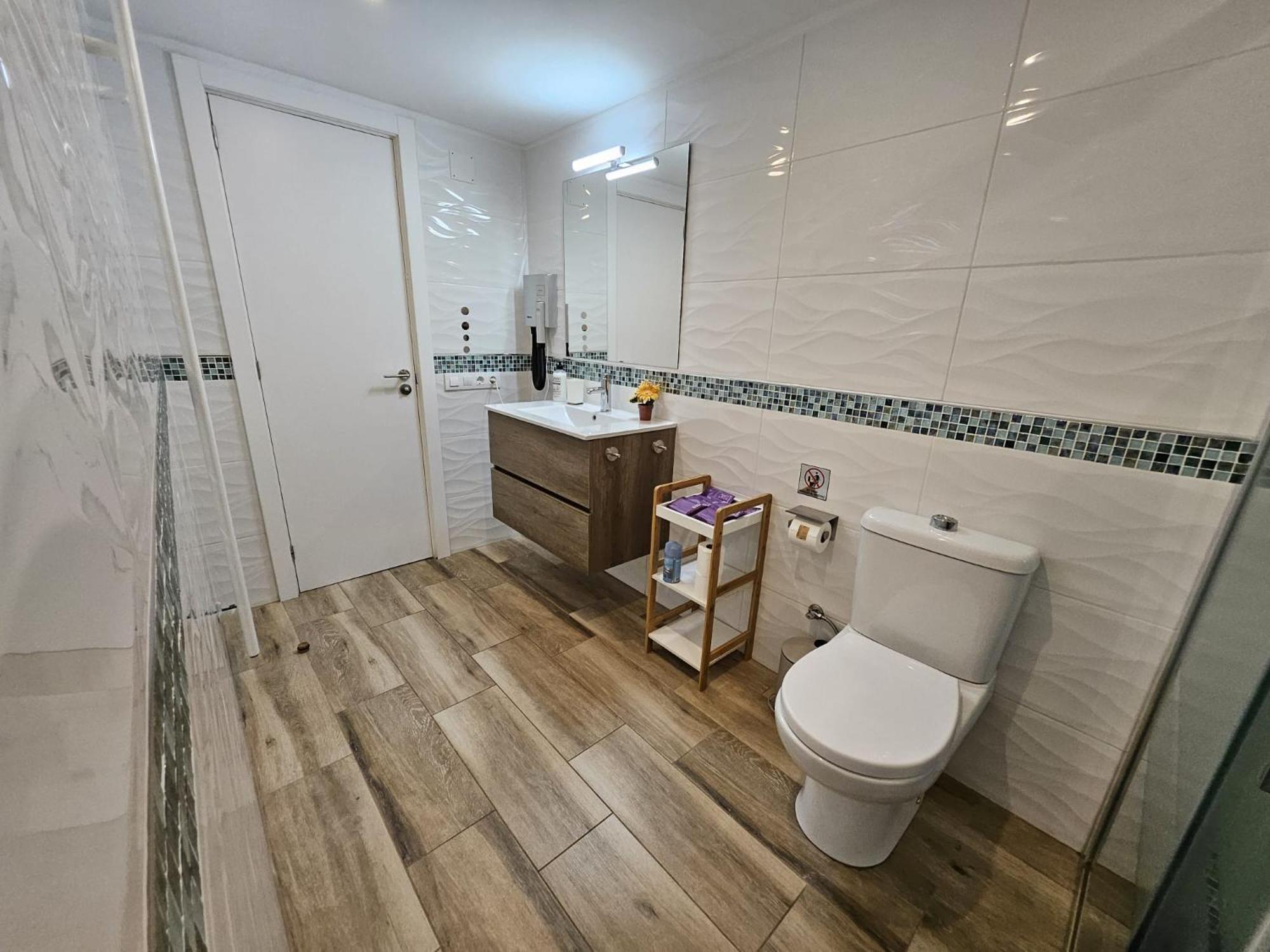 Apartamento Nuria Figueres  Exterior foto