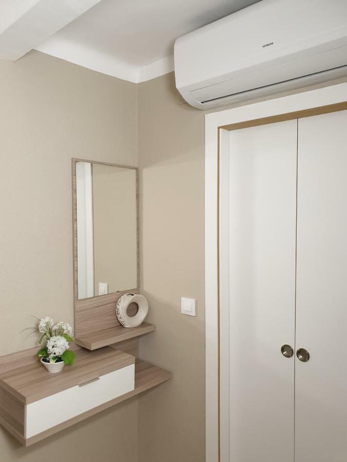 Apartamento Nuria Figueres  Exterior foto